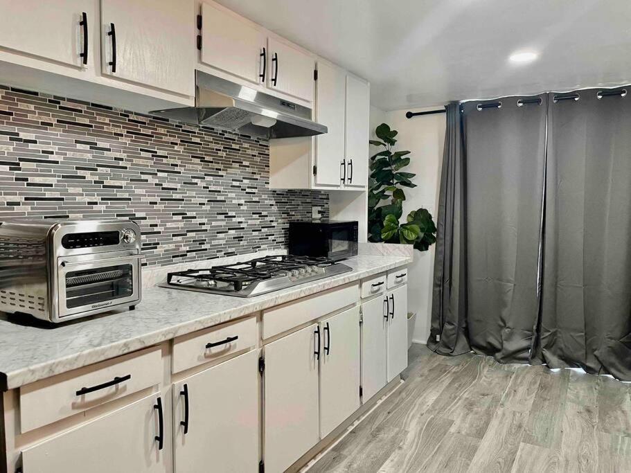 Glendora Pool Home Retreat ภายนอก รูปภาพ
